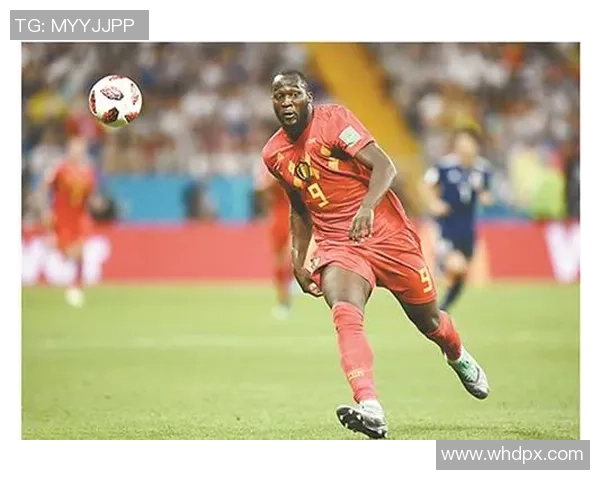 全球足球之巅：盘点当今最具影响力的超级球星及其传奇成就